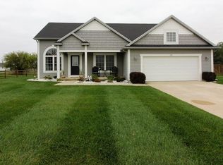 601 Sky Way Dr, Oregon, OH 43616