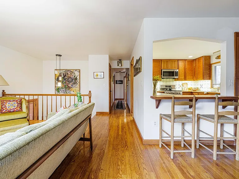 10 Purdy Hollow Rd — Photo 8