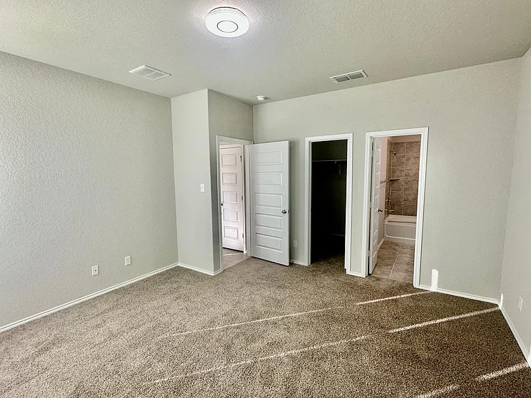 2505 Marty Way — Photo 14
