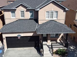 20 Four Seasons Cir, Brampton, ON L7A 2A8