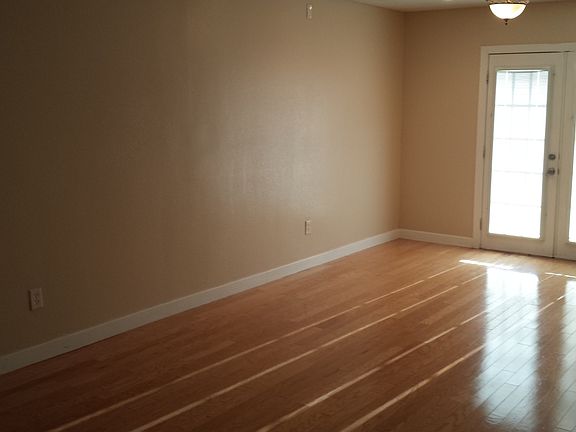 4th image of 7510 W Laverne St