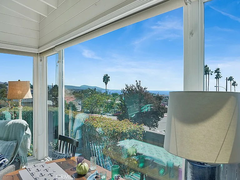 33841 Golden Lantern St — Photo 6