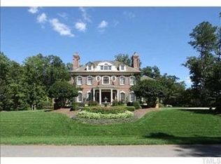 2500 Chelmsford Dr, Cary, NC 27518