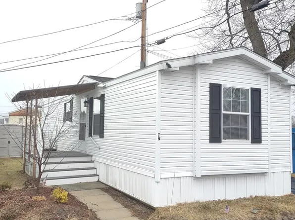 557 SW Cutoff Lot 97, Worcester, MA 01607