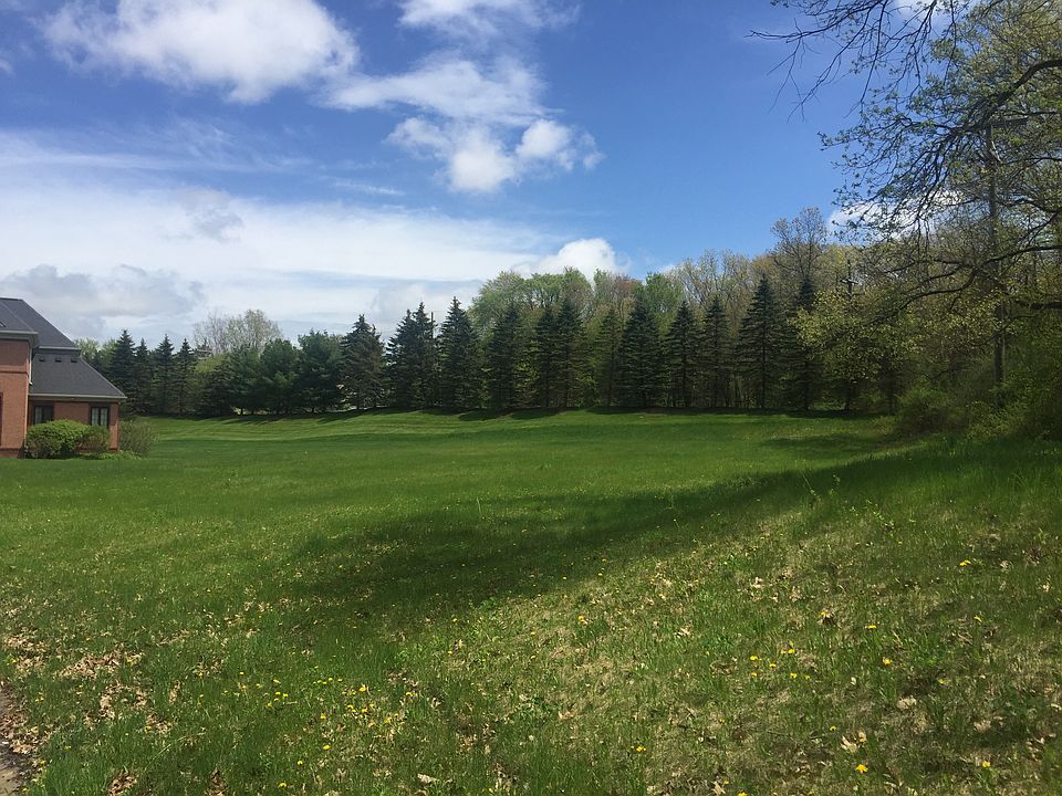 2nd image of Valley Crest Ct