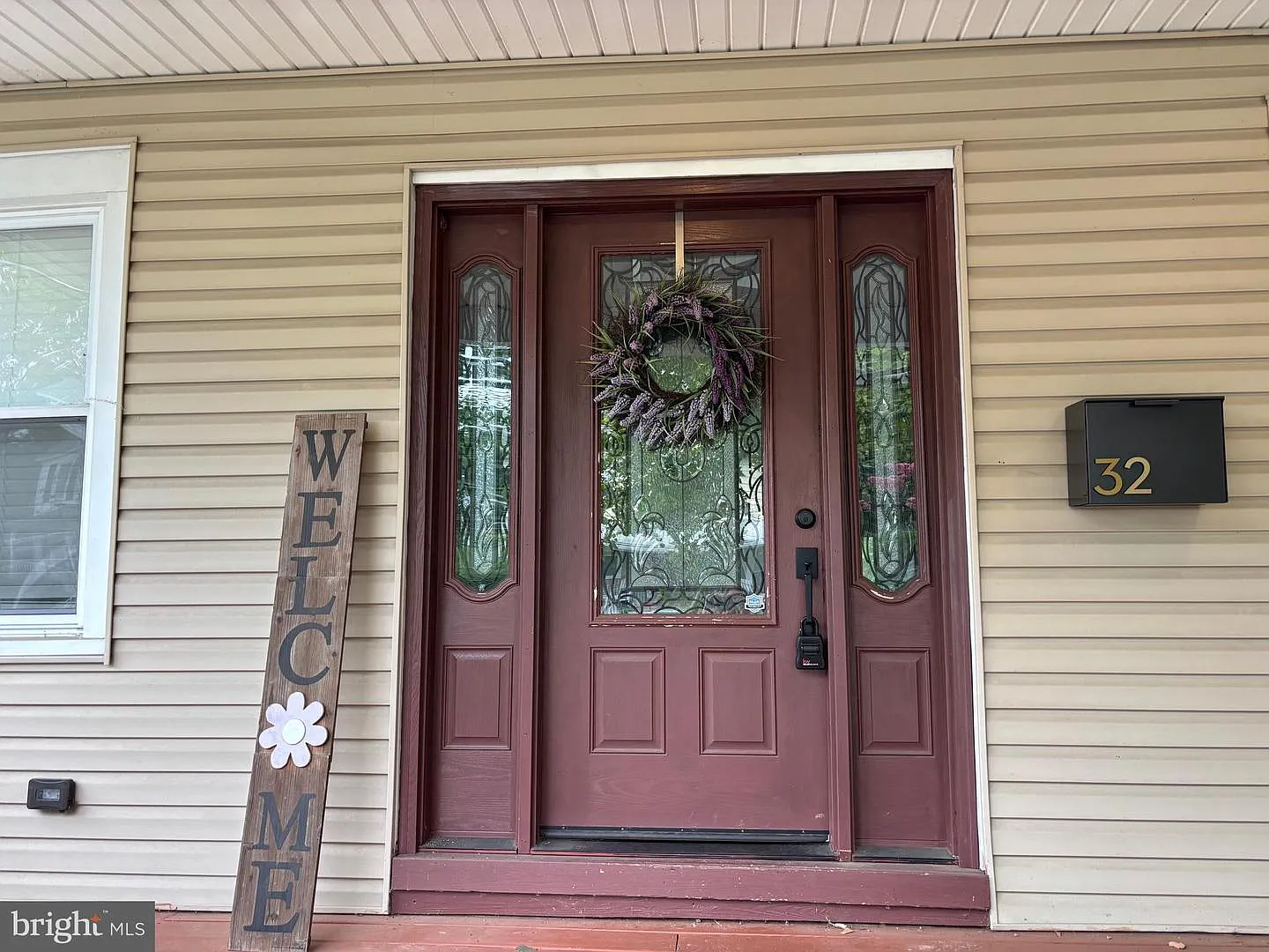 3 bed, 948 sqft, $2,500 — Photo 2