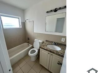 665 NE 133rd St #15, Miami, FL 33161