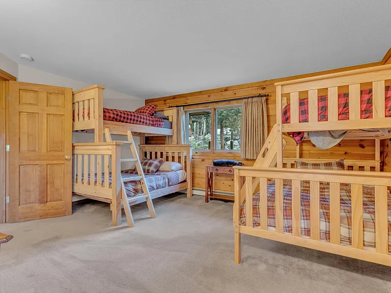 90 Shady Hollow Rd — Photo 14