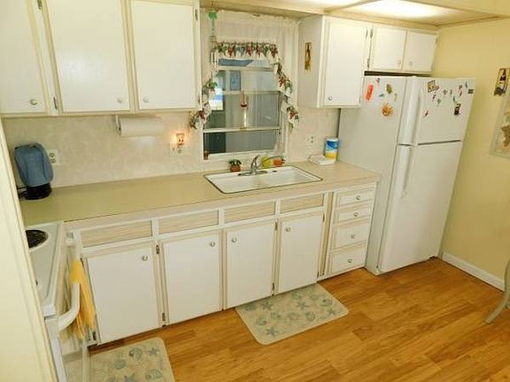 5th image of 11134 Redbird Dr