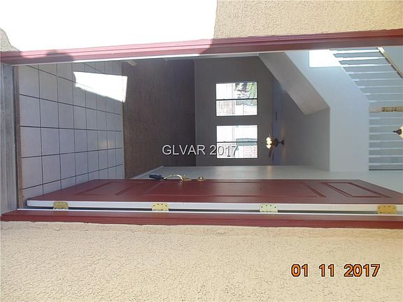4th image of 708 Claxton Ave #0