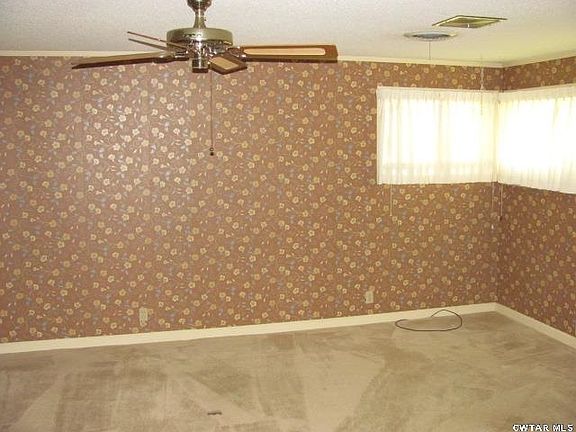 5th image of 1022 N Park Ave