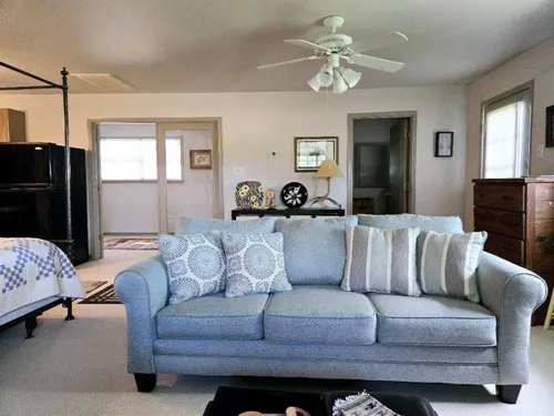 11721 Schaffner Rd Photo 1
