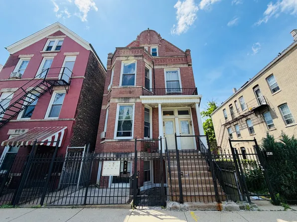 939 W 32nd St, Chicago, IL 60608