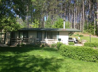 N2460 Alpine Dr, Wautoma, WI 54982