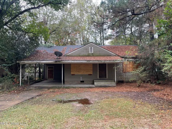 655 Broadmoor Dr, Jackson, MS 39206