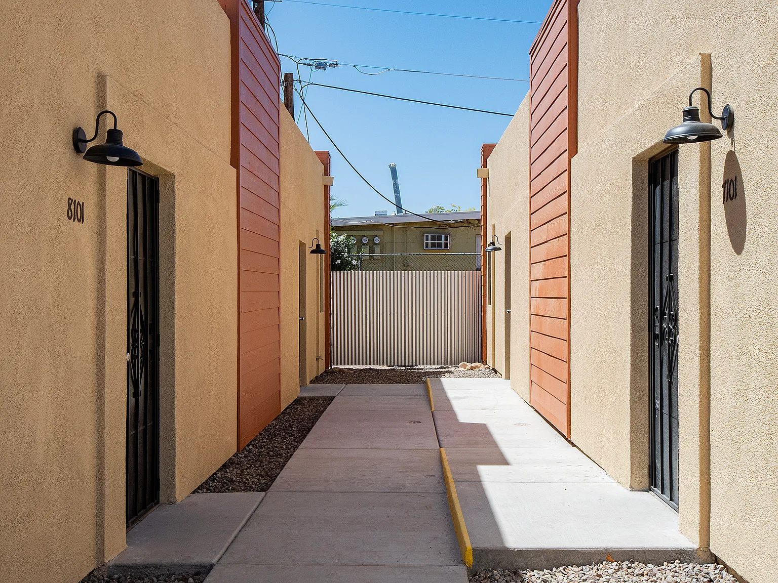 263 W Glenn St — Photo 3