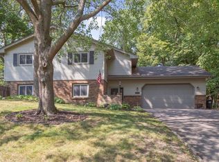 6483 Zinnia Ln N, Maple Grove, MN 55311
