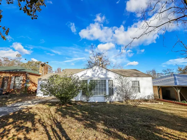 504 E 11th St, Smackover, AR 71762