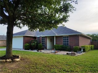 205 Shawnee Trl, Alvarado, TX 76009