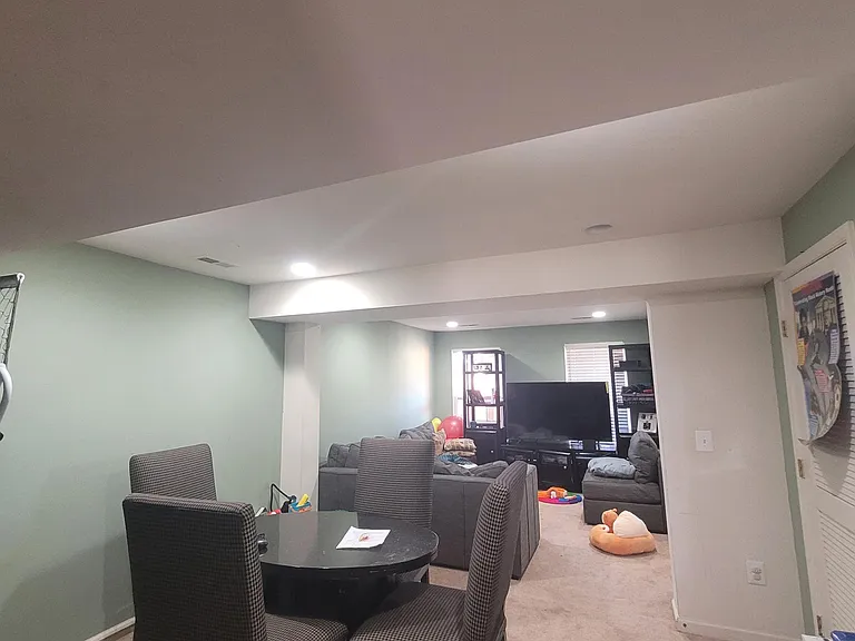 Walk-In level for entertaining