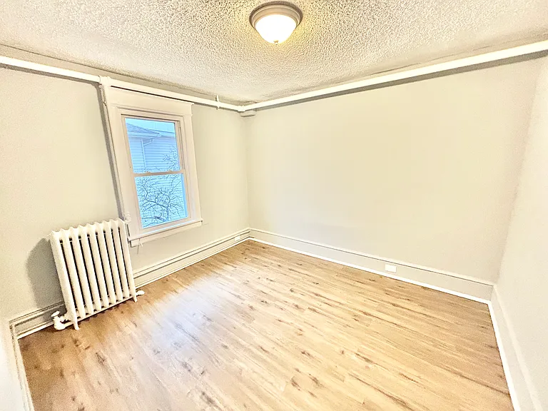 1830 E Riverside Dr #2 — Photo 8