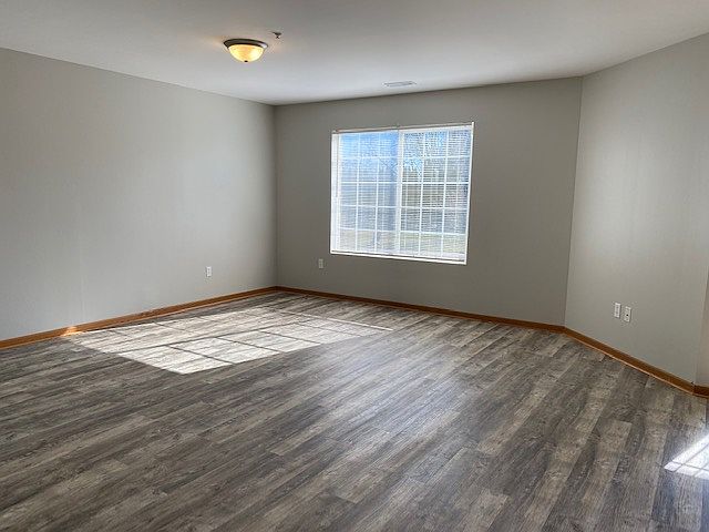 1st image of 3557 Ash St #16