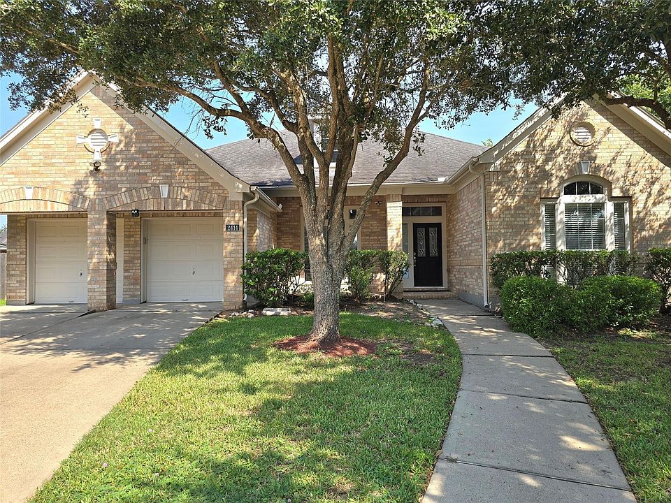 1st image of 2414 Hidden Park Ct