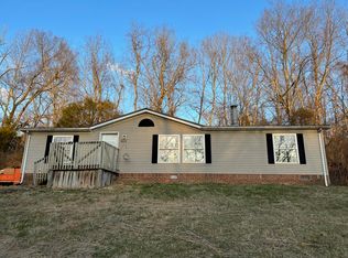 903 New Haven Rd, Lancaster, KY 40444