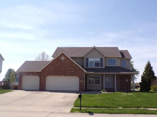 501 Patton Dr, Troy, IL 62294