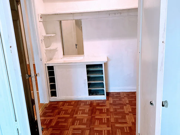 122 S Cedar St #6 — Photo 8