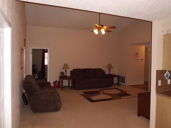 5th image of 2733 Chimney Rock Dr