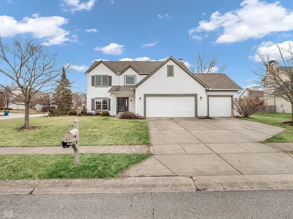10827 Putnam Pl, Carmel, IN 46032