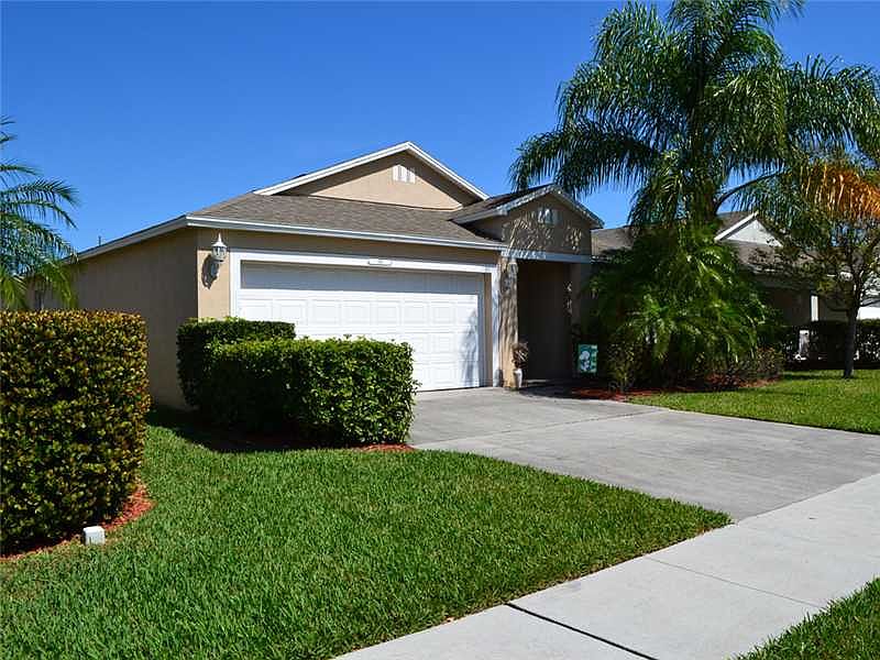 1st image of 816 Greenleaf Cir