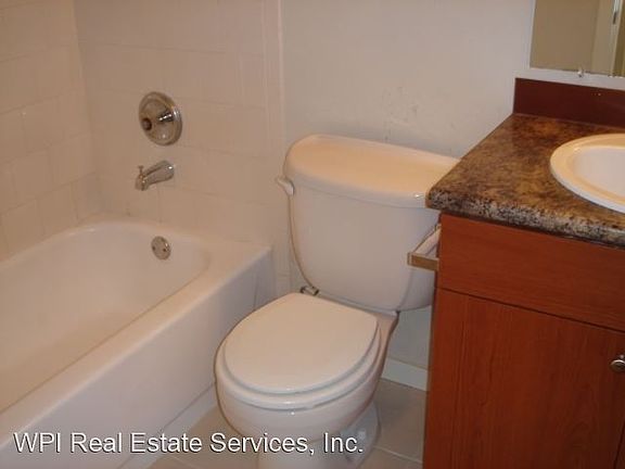 4th image of 14221 NE 181st Pl APT P204