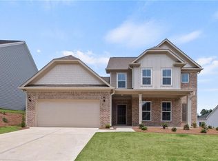 40 Riverclub Rd, Acworth, GA 30101