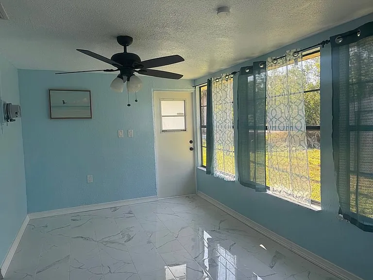 156 Myakka Dr — Photo 6