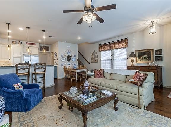 4th image of 4249 Riverview Dr