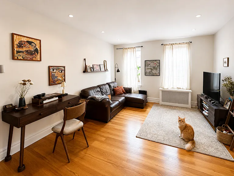 10920 Queens Blvd #6A — Photo 1