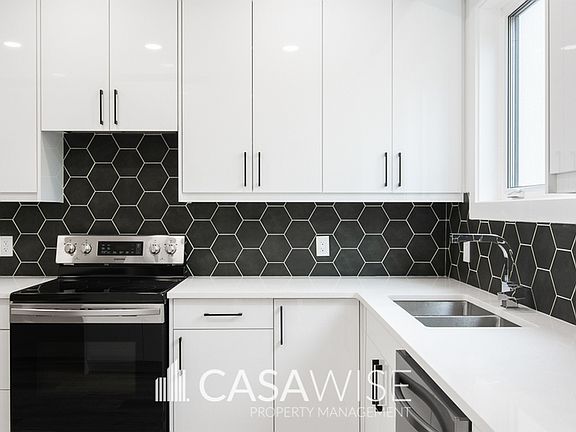 3rd image of 7224 112th St NW