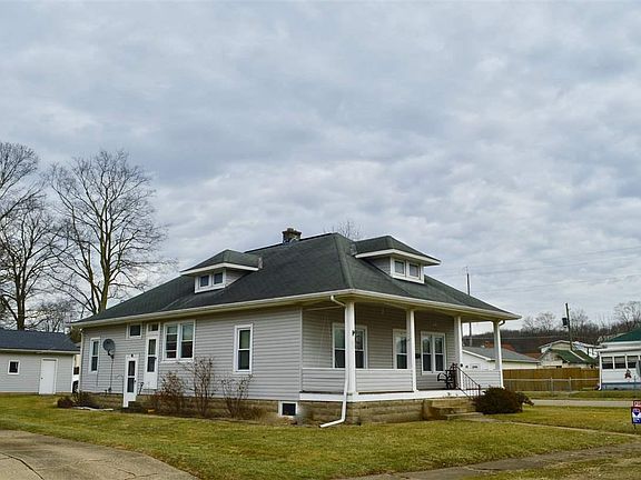 4th image of 813 Howard St