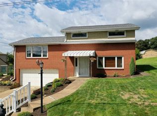 413 Crestview Dr, Pittsburgh, PA 15239