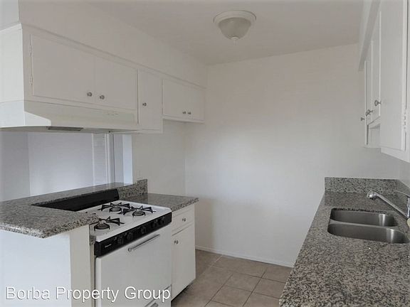 3rd image of 522 E 20th St APT 4