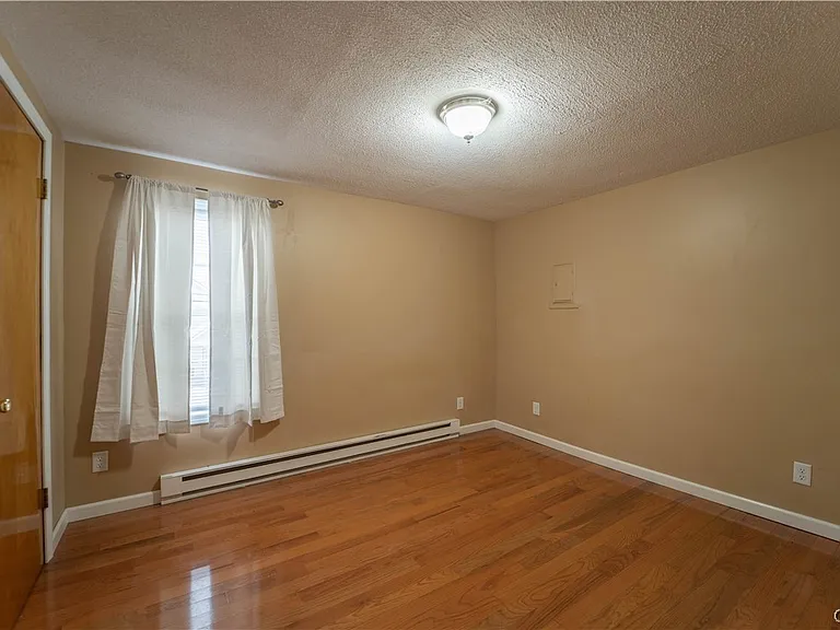 102 N Helmer Ave #3 — Photo 5