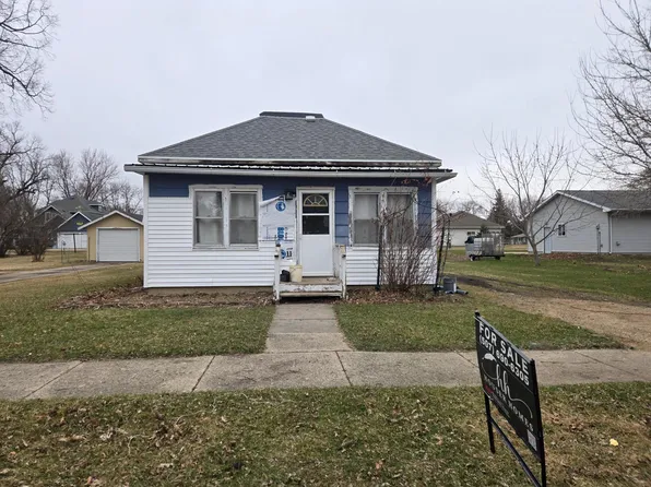 536 Cedar Ave, Westbrook, MN 56183