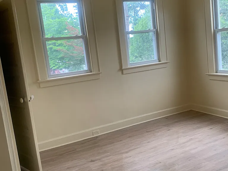 18 Swaine Pl #1 — Photo 3