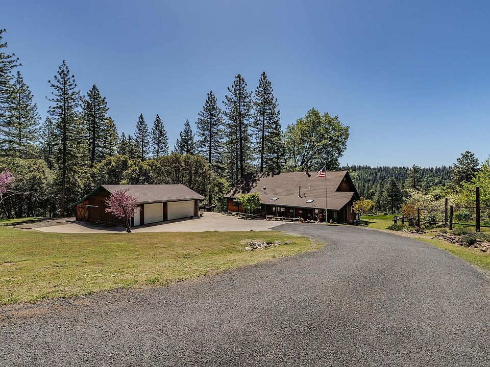 1st image of 25624 Sherwood Dr