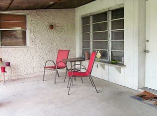 6824 SW 10th Ct, Pembroke Pines, FL 33023