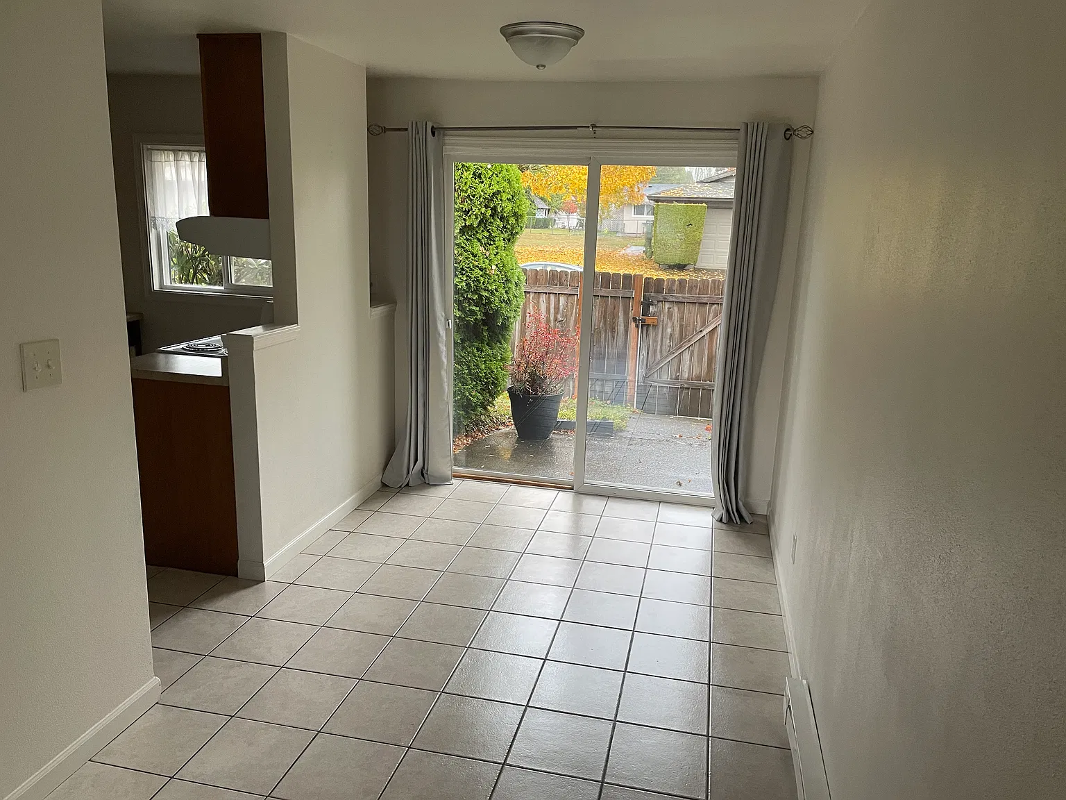 2 bed, 780 sqft, $1,495 — Photo 3