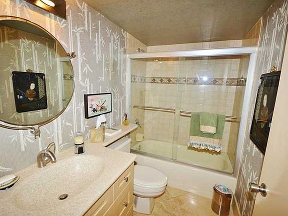 4th image of 3350 NE 192nd St #2C-B