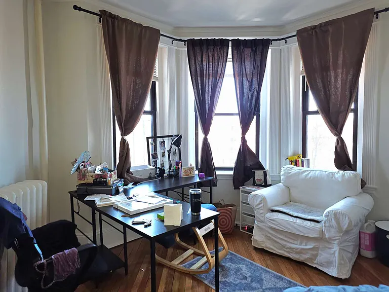 1258 Commonwealth Ave — Photo 5